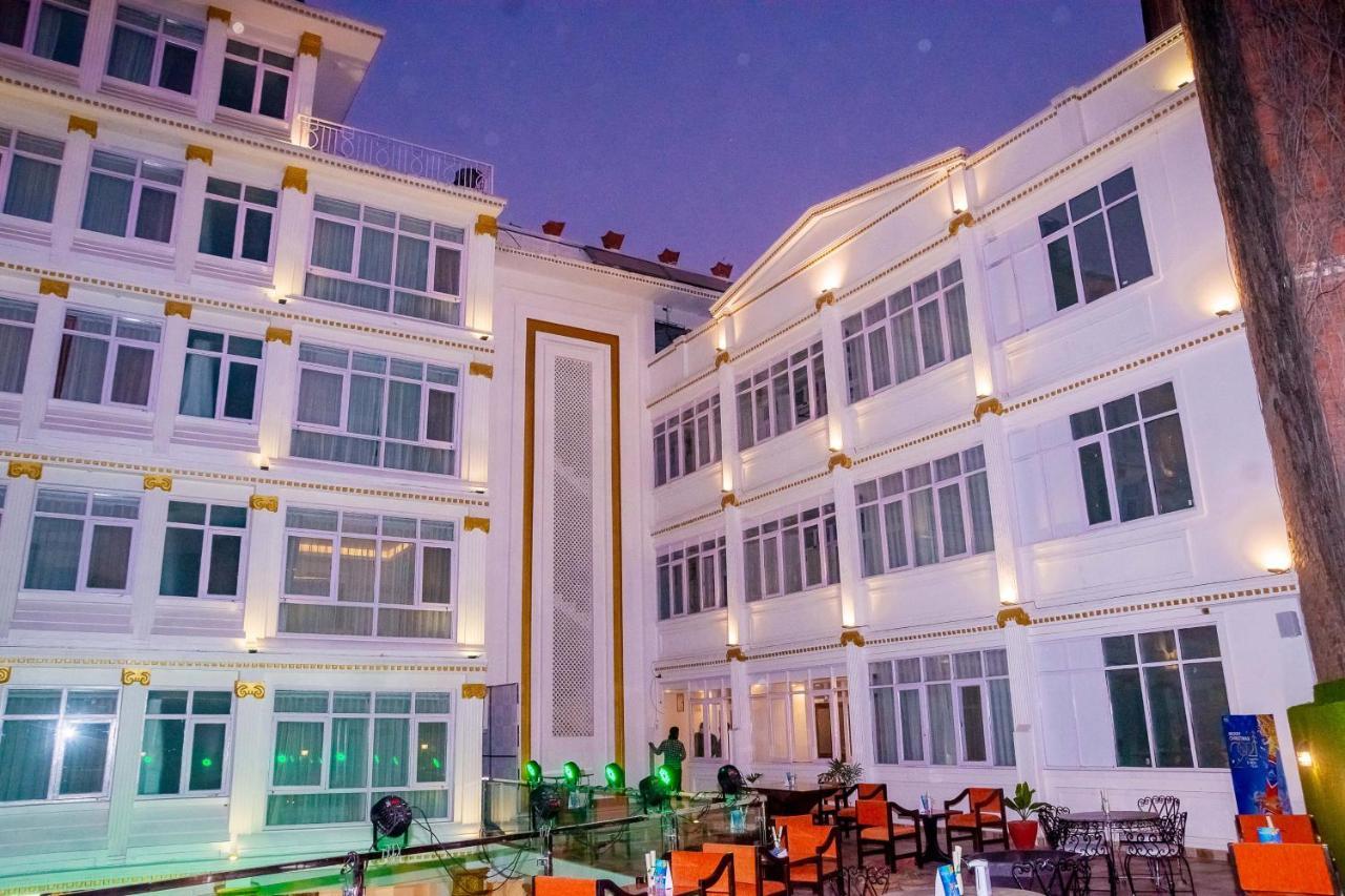 Durbar Hotel & Residence Катманду Екстериор снимка
