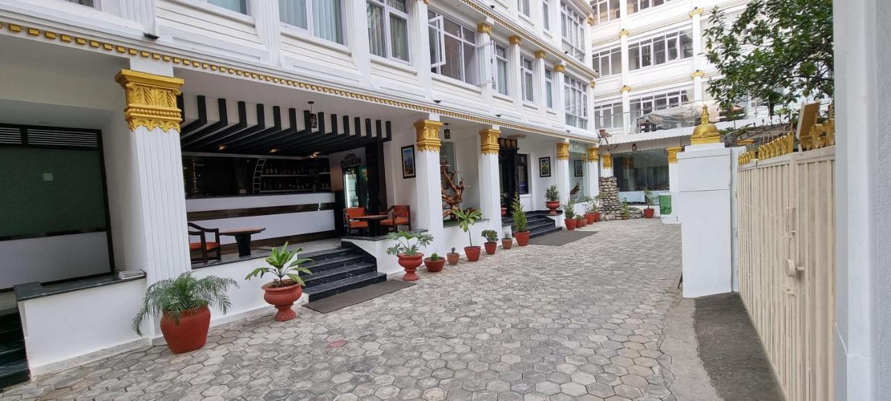 Durbar Hotel & Residence Катманду Екстериор снимка