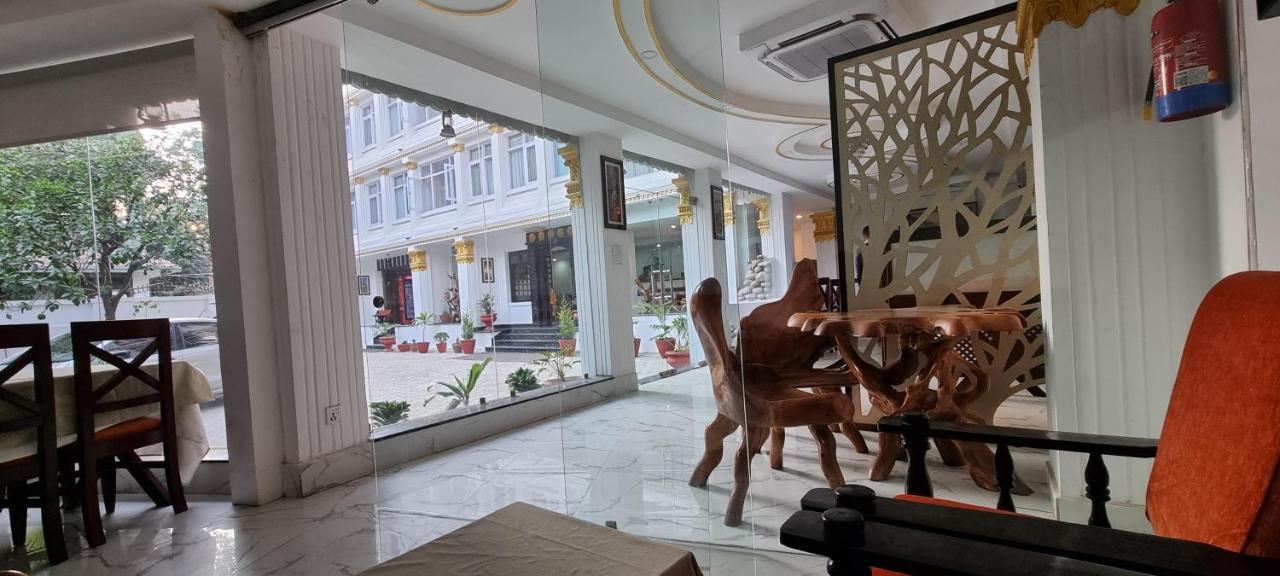 Durbar Hotel & Residence Катманду Екстериор снимка