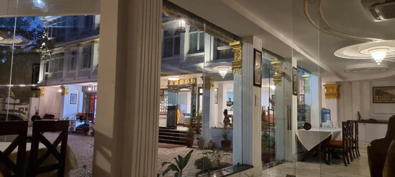 Durbar Hotel & Residence Катманду Екстериор снимка