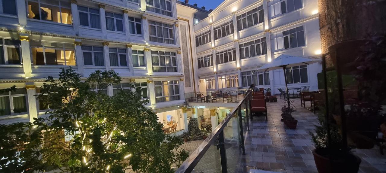 Durbar Hotel & Residence Катманду Екстериор снимка