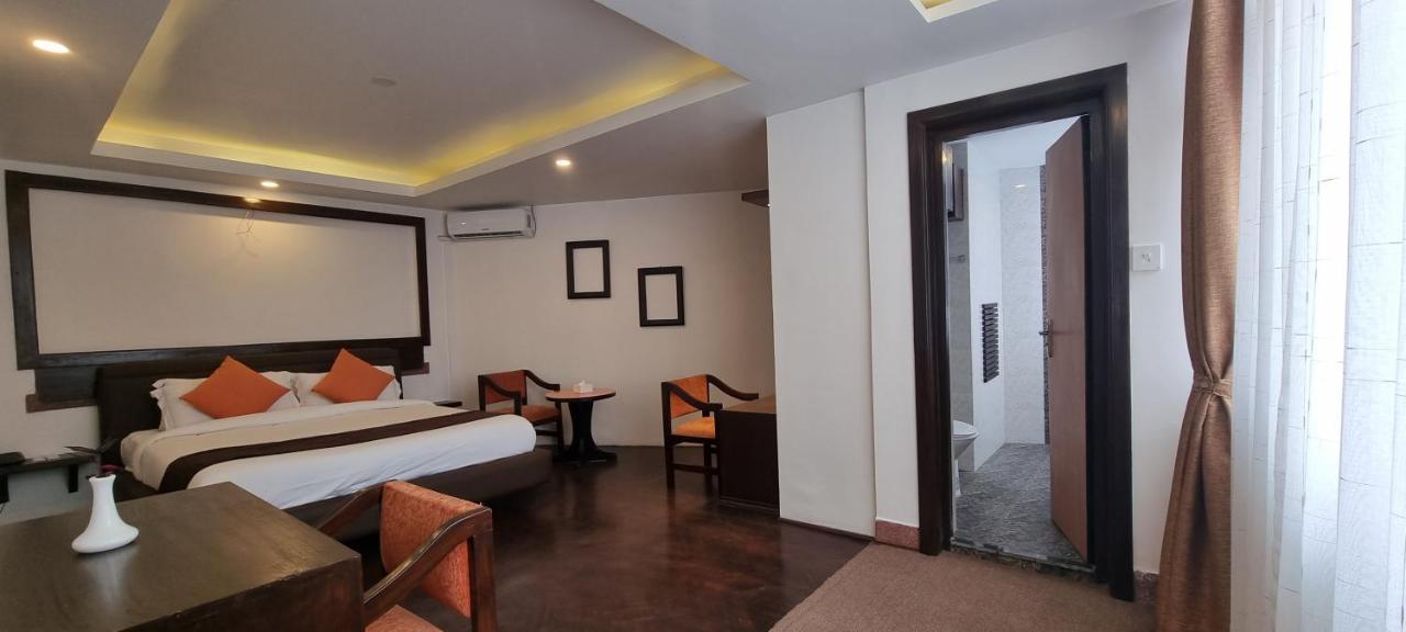 Durbar Hotel & Residence Катманду Екстериор снимка