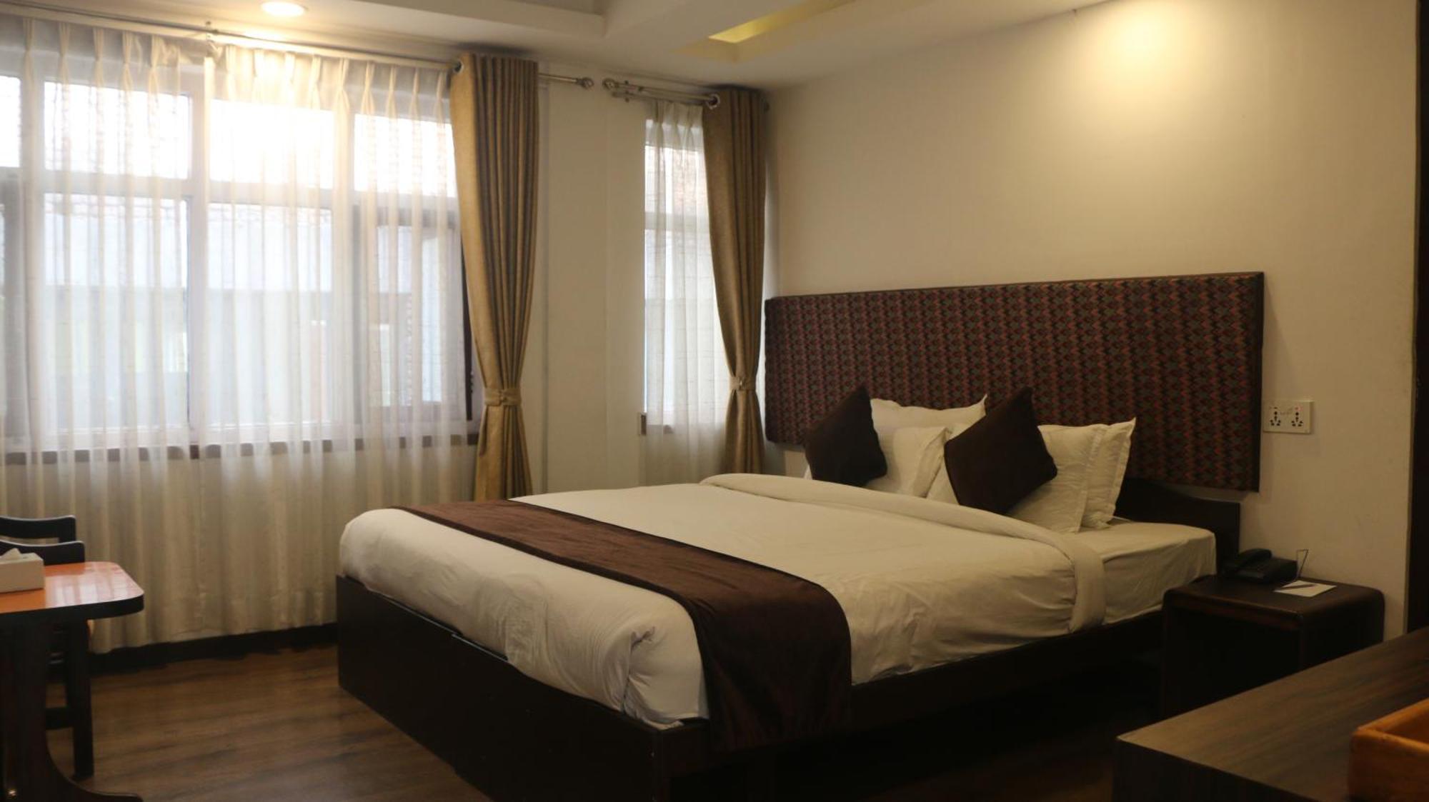 Durbar Hotel & Residence Катманду Екстериор снимка